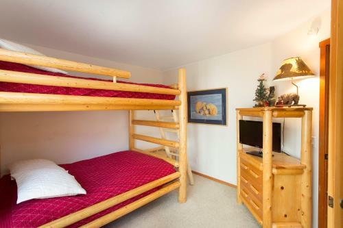 Lodge Mammoth Golf Properties By 101 Great Escapes