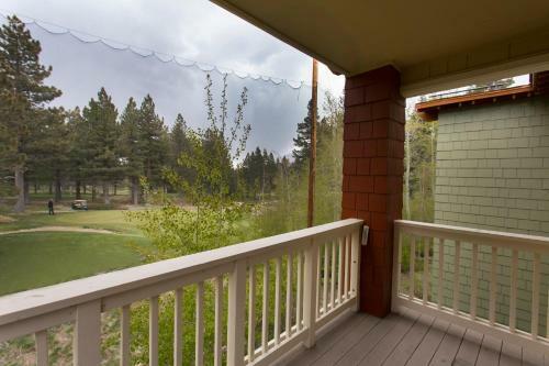 Lodge Mammoth Golf Properties By 101 Great Escapes