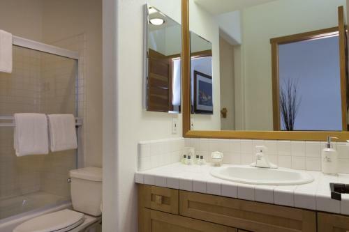 Lodge Mammoth Golf Properties By 101 Great Escapes