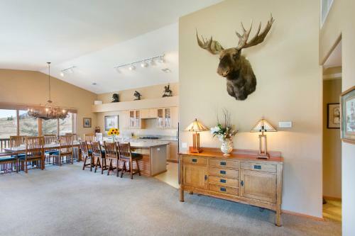 Lodge Mammoth Golf Properties By 101 Great Escapes