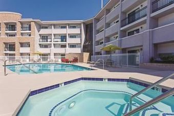 Hotel La Quinta Inn & Suites Pomona - Cal Poly.