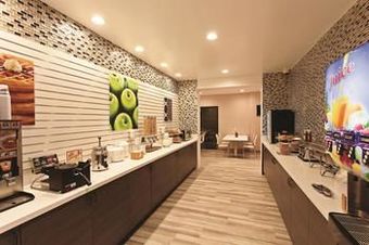 Hotel La Quinta Inn & Suites Pomona - Cal Poly.