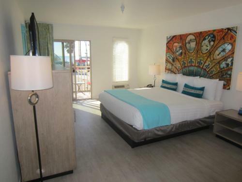 Motel Carousel Beach Inn