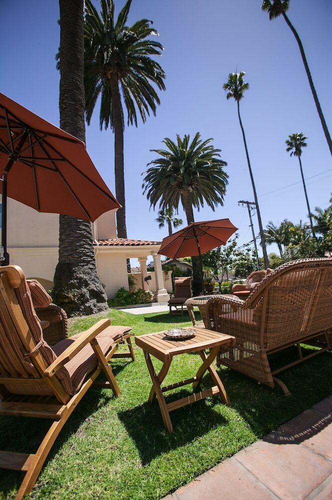 Posada Harbor House Inn