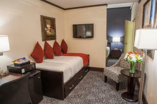 Hotel Fusion, A C-two Hotel