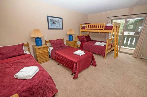 Timber Lane Holiday Home