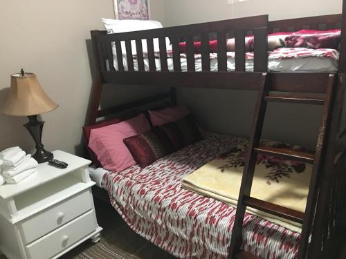 Hostal White House Bed And Breakfast