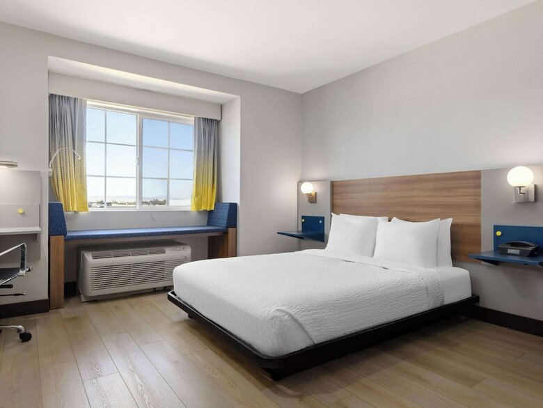 Hotel Microtel Inn & Suites By Wyndham Tracy