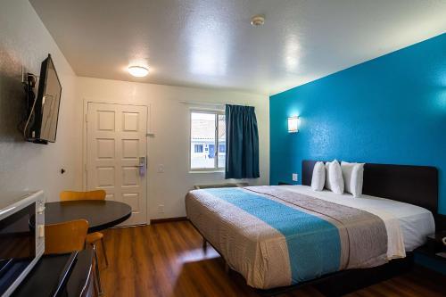 Motel 6 Ventura Downtown