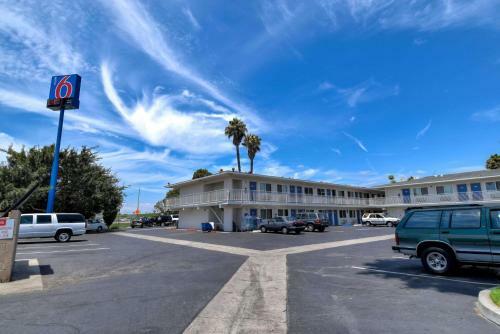 Motel 6 Westminster South - Long Beach Area
