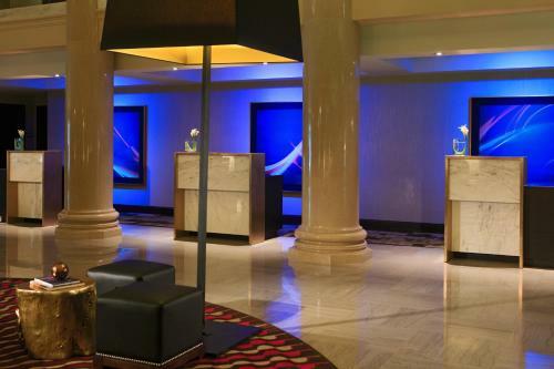 Renaissance Denver Downtown City Center Hotel
