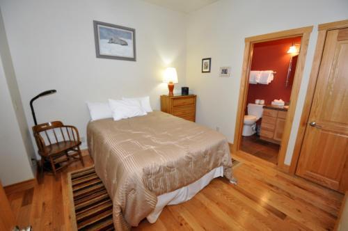 East Streamside Circle Holiday Home