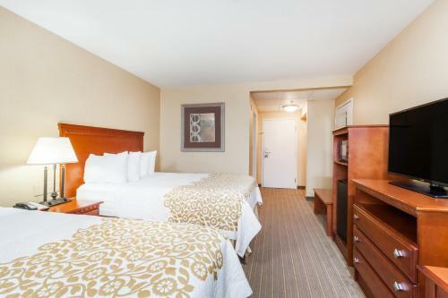 Hotel Days Inn Bradley Airport
