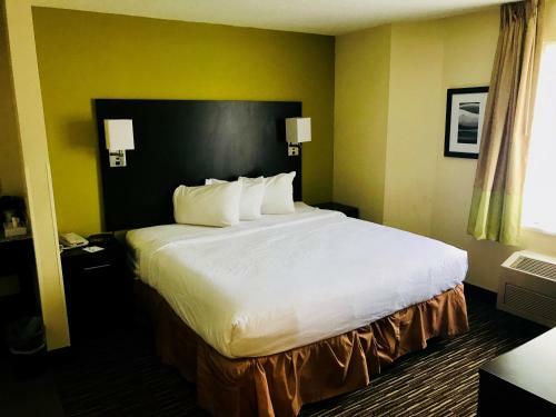 Hotel Baymont Inn & Suites Newark