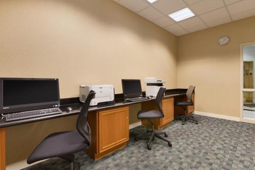 Hotel Embassy Suites Newark - Wilmington/south