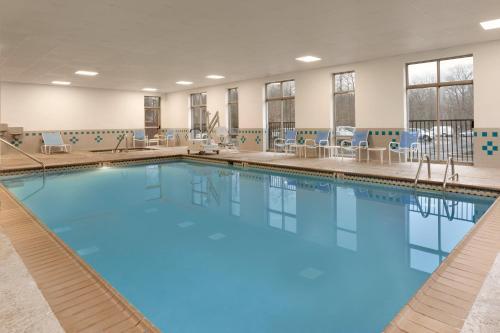 Hotel Embassy Suites Newark - Wilmington/south