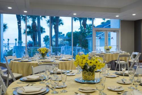 Hotel Clearwater Beach Marriott Suites On Sand Key