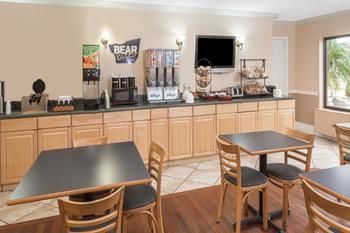 Hotel Travelodge - Fort Myers