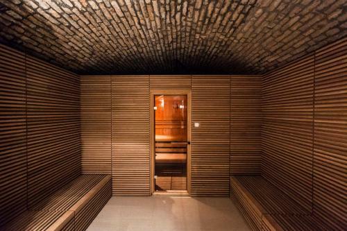 Casati Budapest Hotel