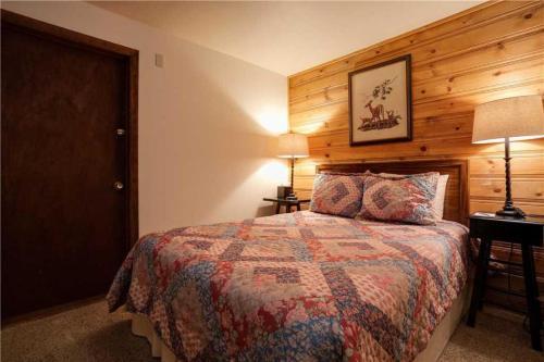 Rebel Hollow Chalet