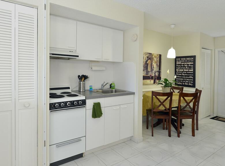 Apartamento Hollywood By The Sea Suites