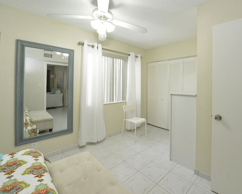 Apartamento Hollywood By The Sea Suites