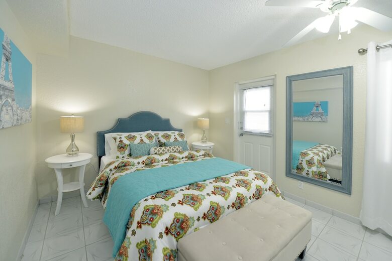 Apartamento Hollywood By The Sea Suites