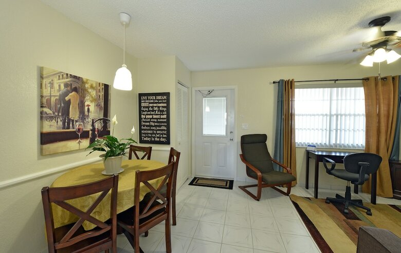Apartamento Hollywood By The Sea Suites