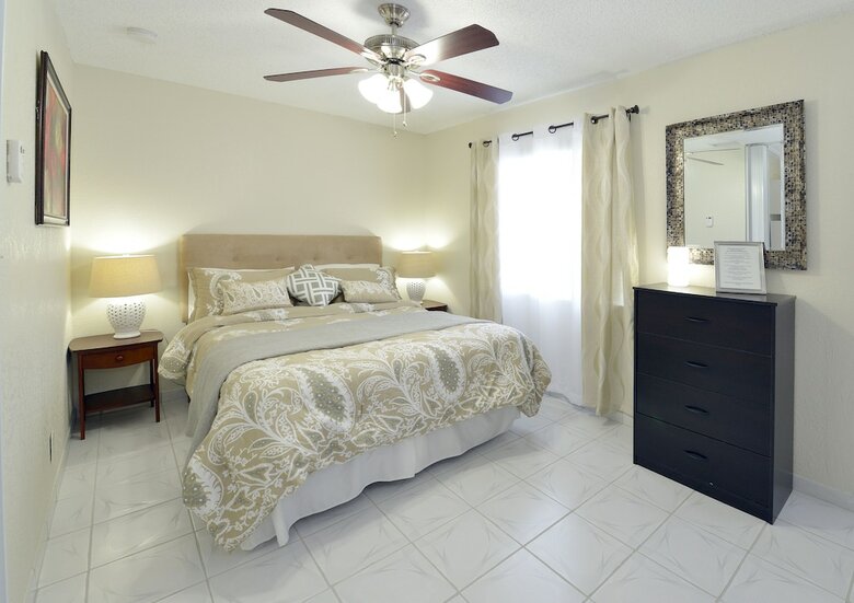 Apartamento Hollywood By The Sea Suites