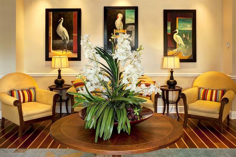Parrot Key Hotel And Resort