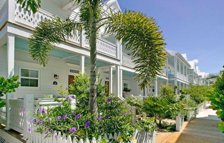 Parrot Key Hotel And Resort