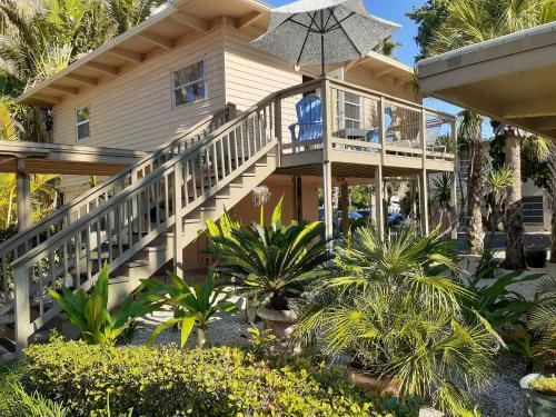 Posada Turtle Crawl Inn - Longboat Key