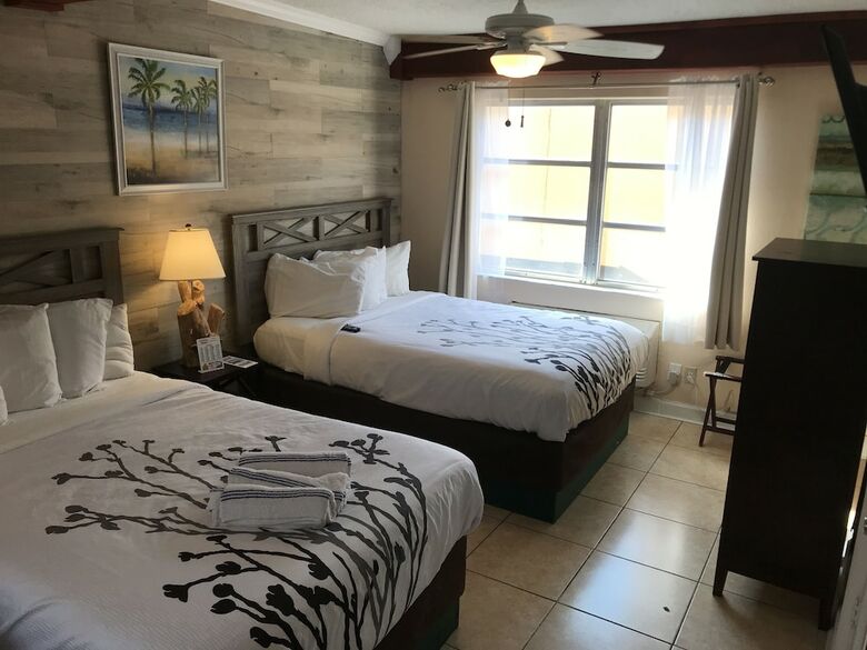 Apartamento Schooner Hotel