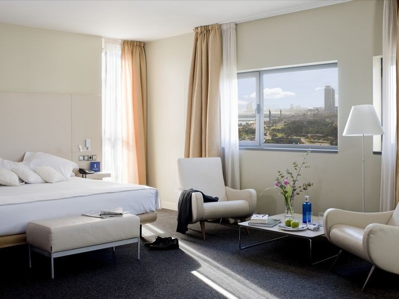 Hotel Occidental Atenea Mar - Adults Only
