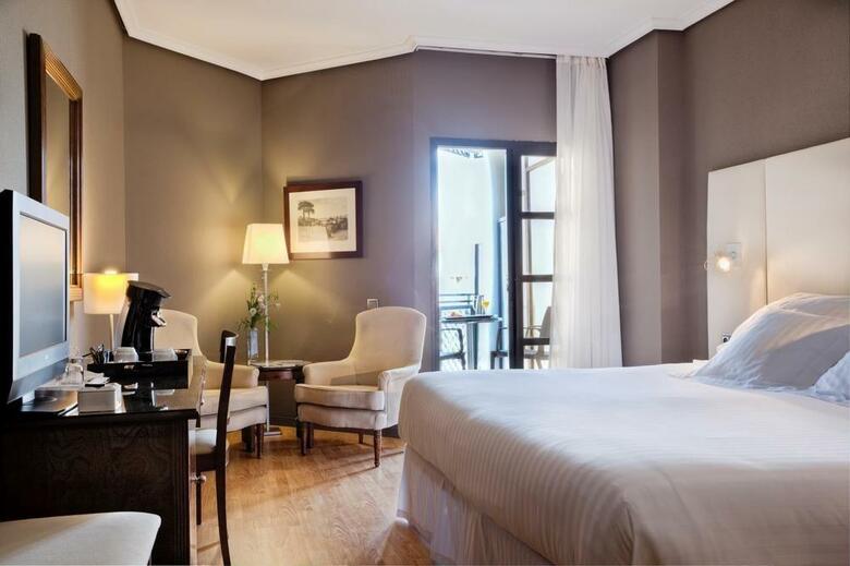 Hotel Barcelo C�ceres V Centenario