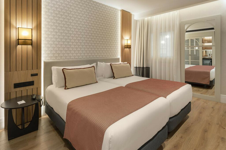 Catalonia Plaza Espa�a Hotel & Spa