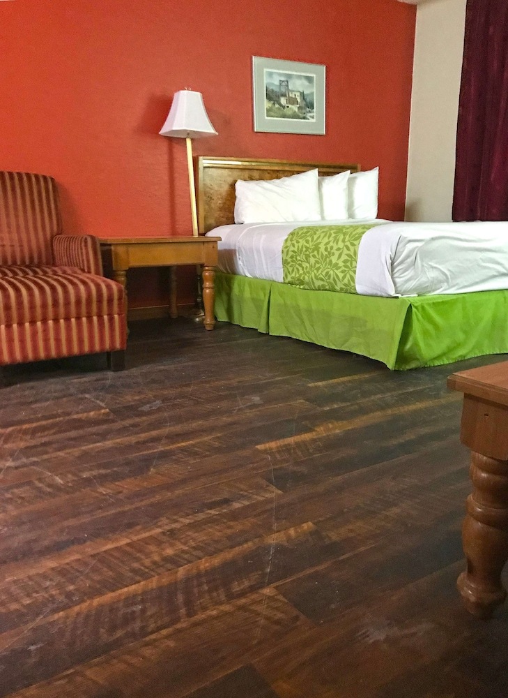 America's Best Value Inn Executive Suites & Hotel