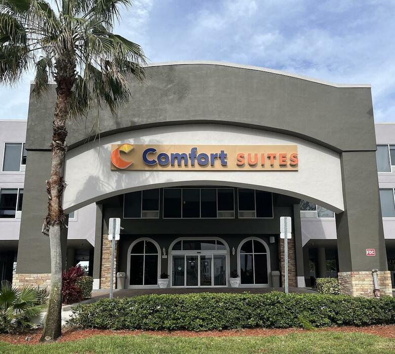 Hotel Comfort Suites