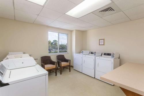 Hotel Hawthorn Suites By Wyndham Naples