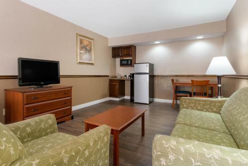 Hotel Quality Inn And Suites Conference Center