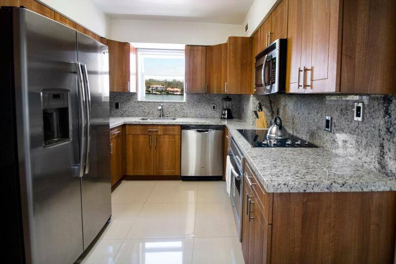 Apartamentos Seacoast Suites