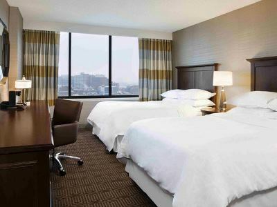 Sheraton Philadelphia University City Hotel