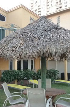 Posada Coral Tides Resort & Beach Club
