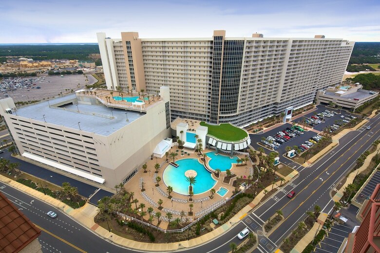 Aparthotel Laketown Wharf By Resort Collection