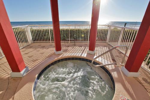 Hotel Majestic Beach Resort Tower 2 By Panhandle Getaways