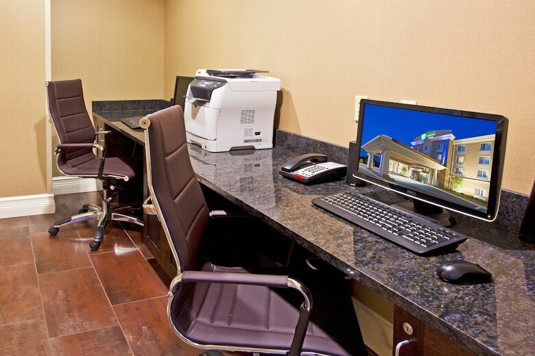 Hotel Holiday Inn Express And Suites Saint Augustine North