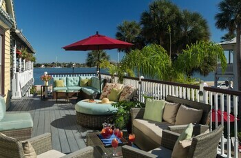 Bed & Breakfast Bayfront Marin House