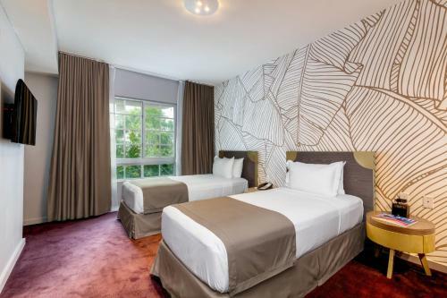Lux Hotel Miami