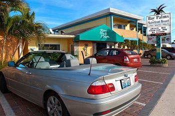 Bay Palms Waterfront Resort - Hotel And Marina