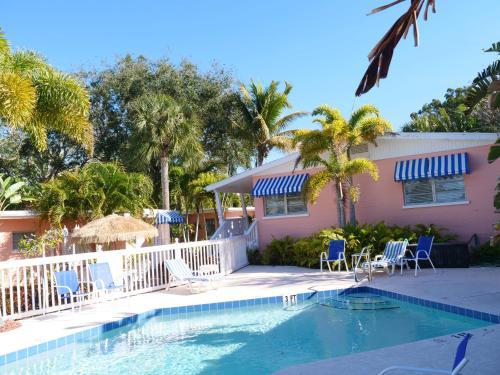 Hotel Siesta Key Bungalows